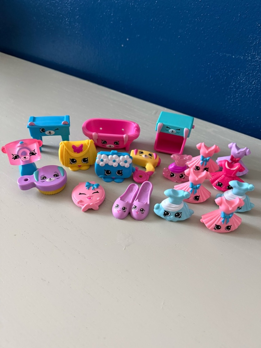 Lot of 18 Shopkins McDonald's Happy Meal Toys Figurines Furniture Clothing
